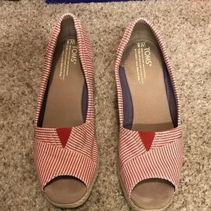Toms Red Striped Wedge 8